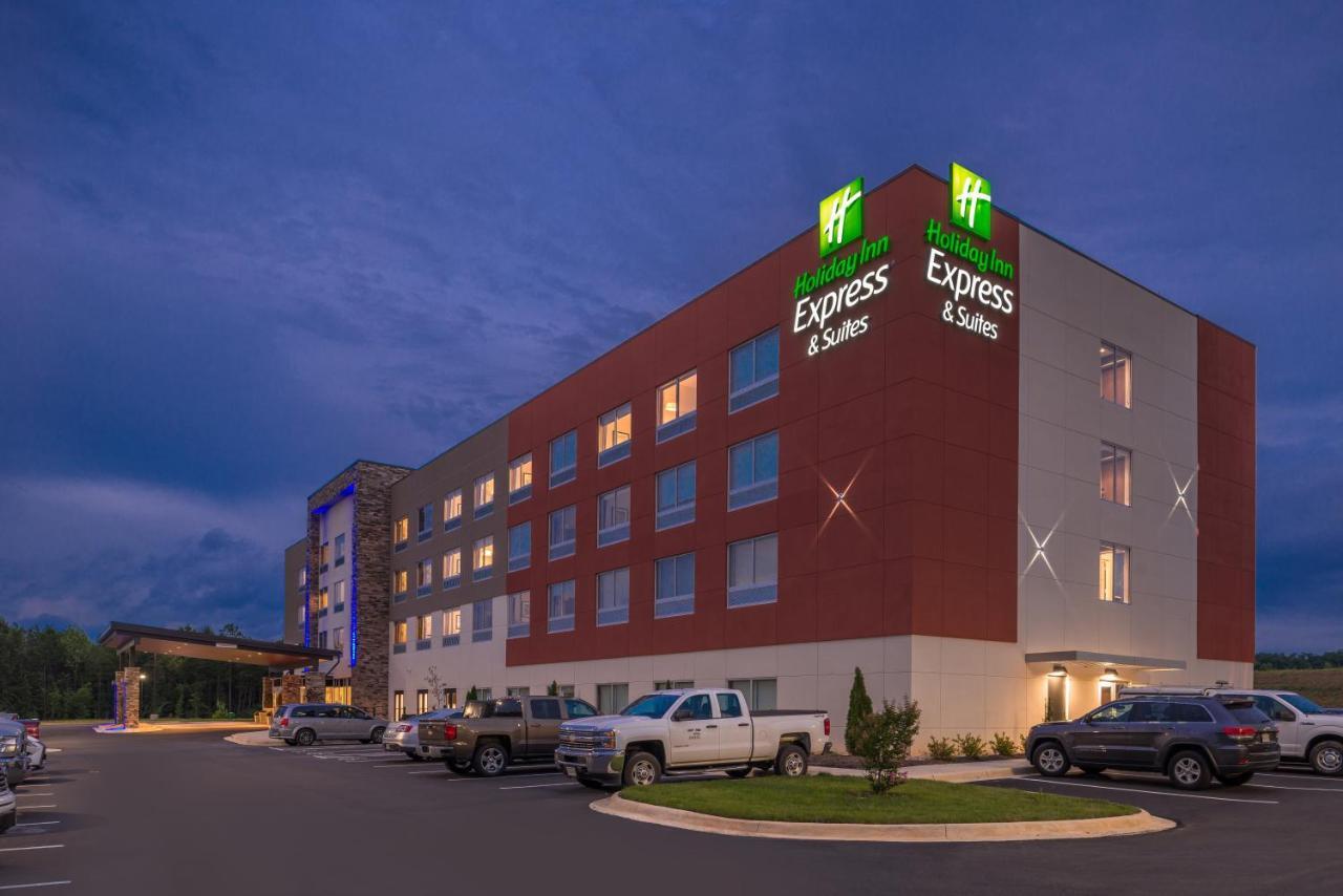 Holiday Inn Express & Suites Farmville By Ihg Zewnętrze zdjęcie
