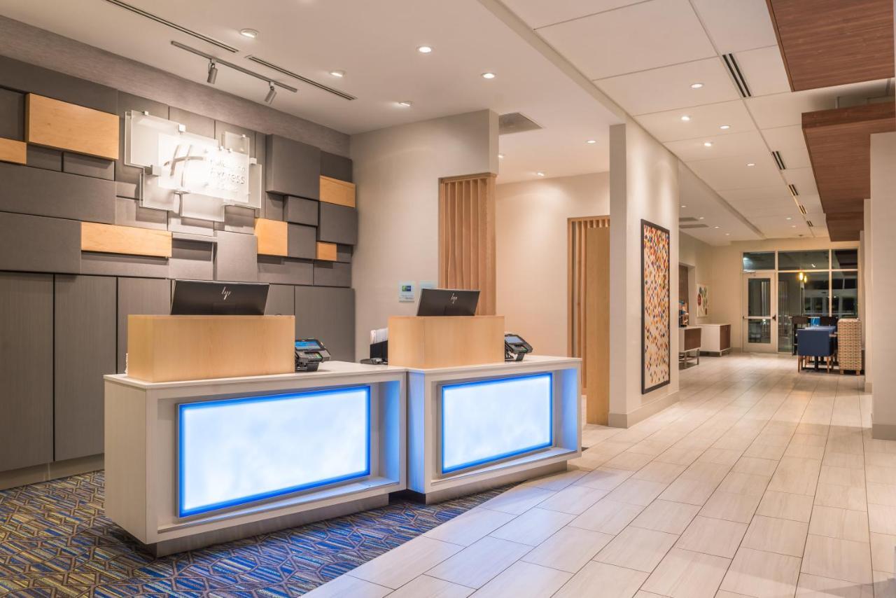 Holiday Inn Express & Suites Farmville By Ihg Zewnętrze zdjęcie