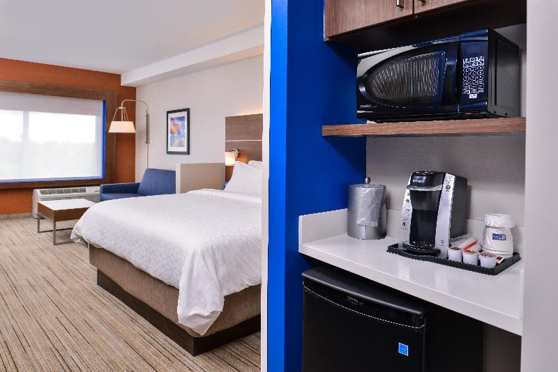 Holiday Inn Express & Suites Farmville By Ihg Zewnętrze zdjęcie