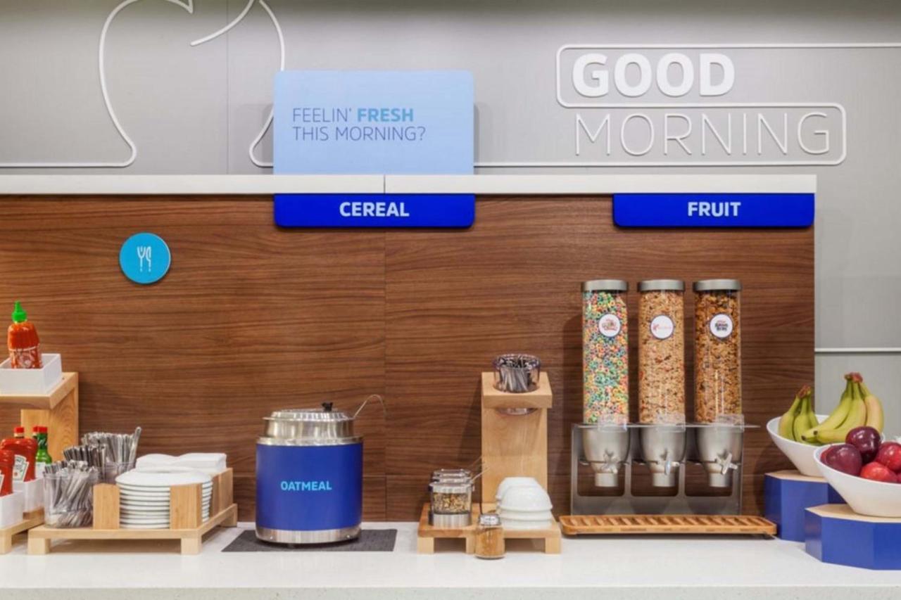 Holiday Inn Express & Suites Farmville By Ihg Zewnętrze zdjęcie