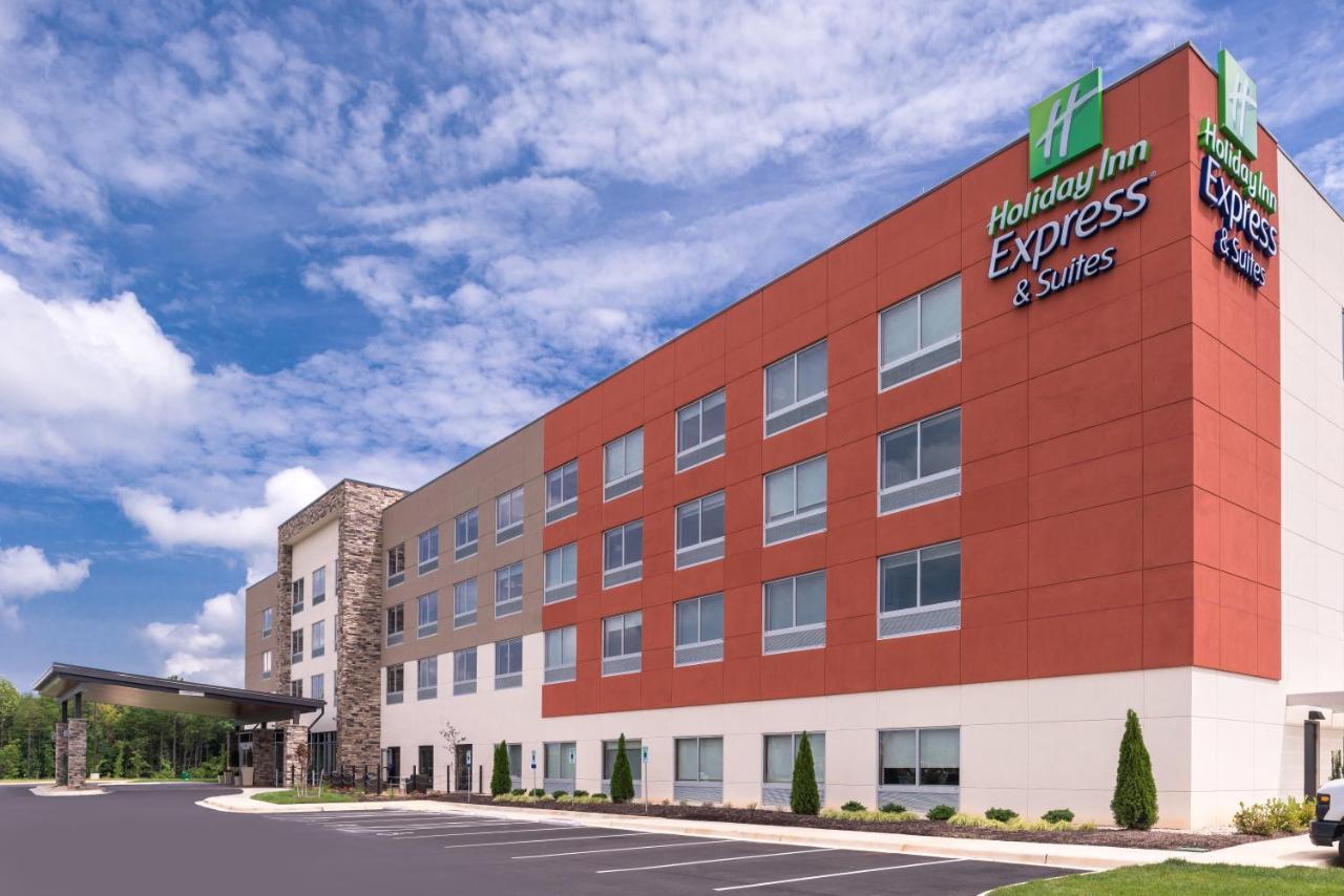 Holiday Inn Express & Suites Farmville By Ihg Zewnętrze zdjęcie